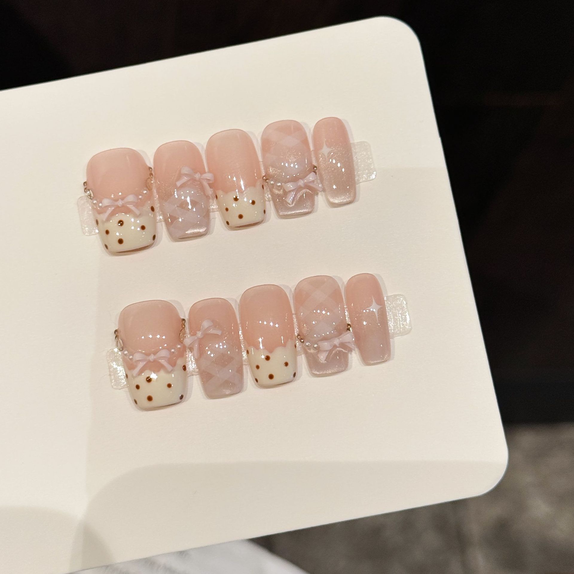 Nail Adhesive Tab - 10 Adet Lüks El Yapımı Takma