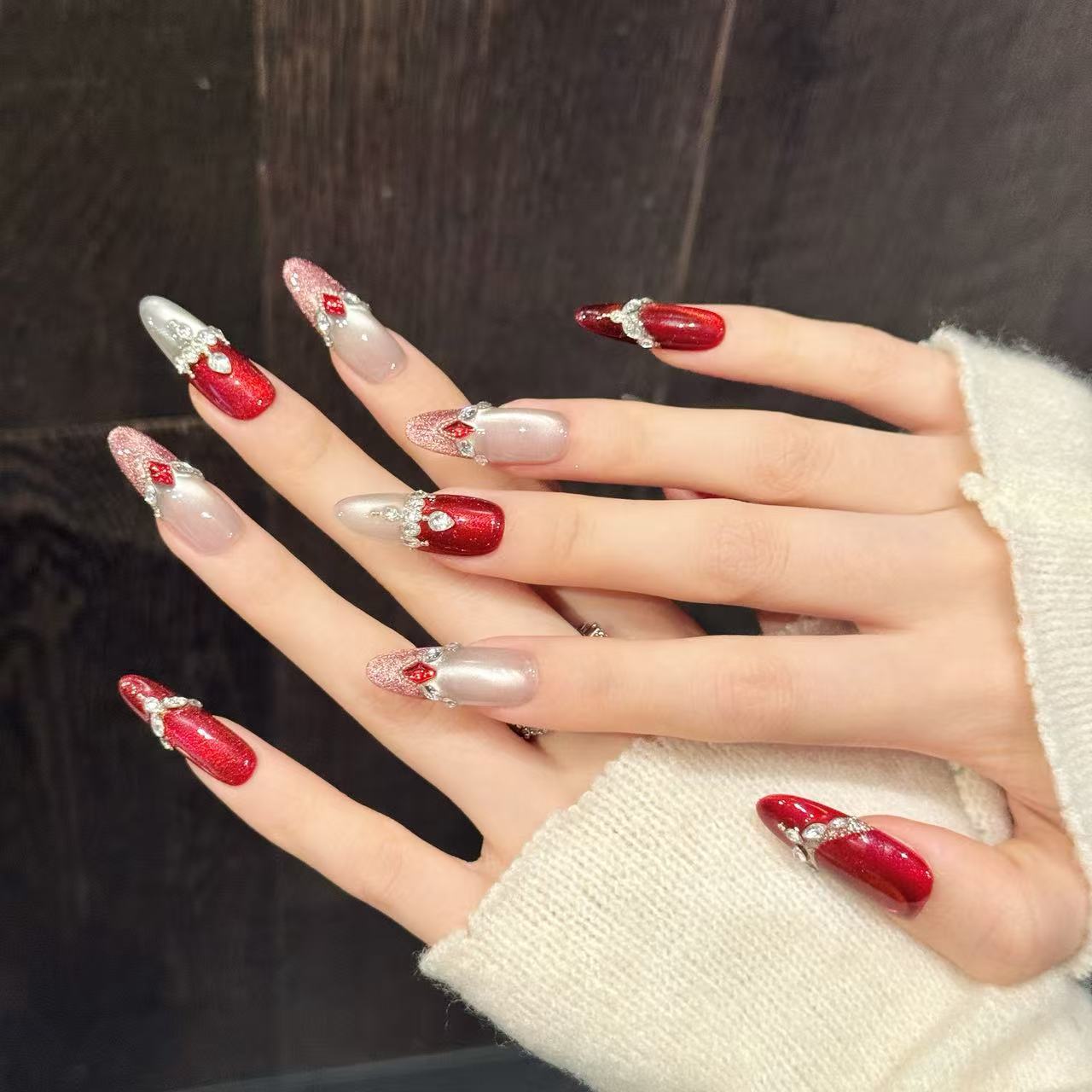 10 Adet Lüks El Yapımı Takma T - Nail Adhesive Tab incelemesi ve fiyatı
