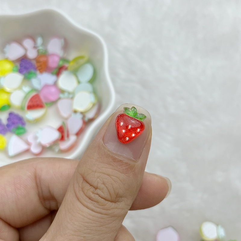 50 adet Reçine Renkli Glitter  - Nail Art Glossy incelemesi ve fiyatı