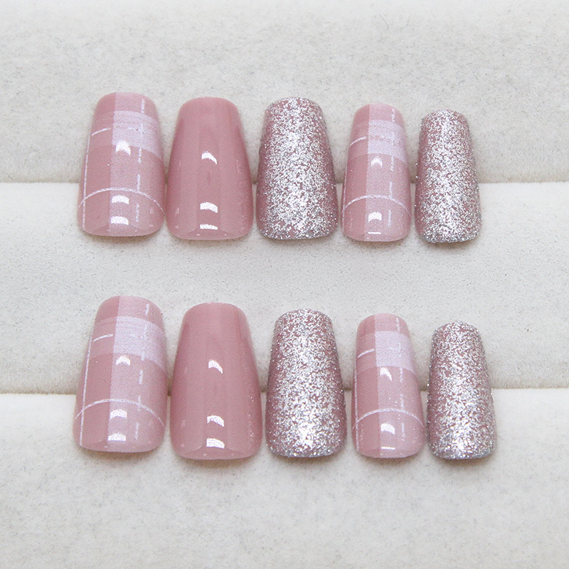 Kadınlar için kısa, orta uzunl - Nail Art Glossy incelemesi ve fiyatı