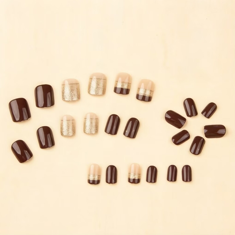 Kadınlar için kısa kare takma  - Nail Art Glossy incelemesi ve fiyatı