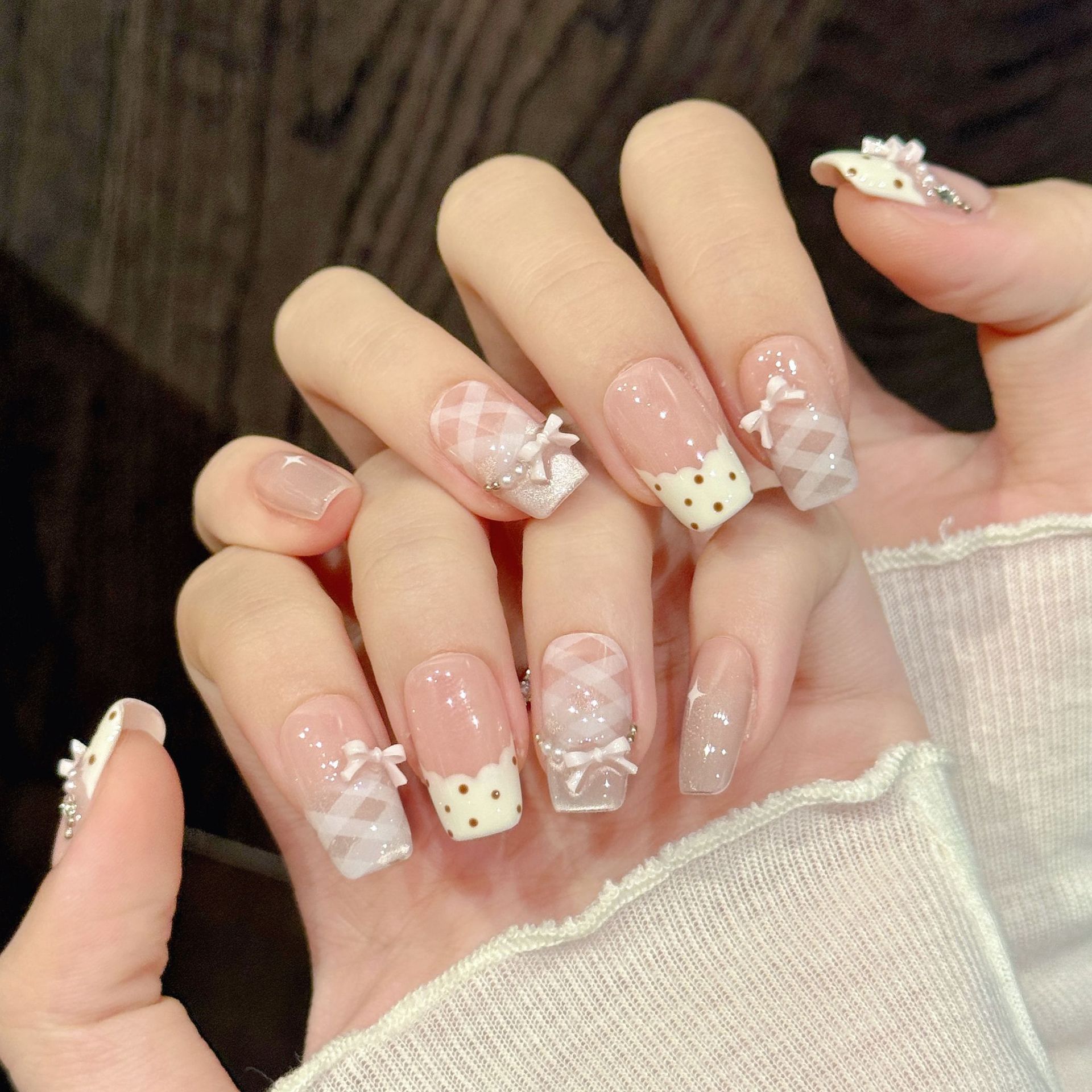 10 Adet Lüks El Yapımı Takma T - Nail Adhesive Tab incelemesi ve fiyatı